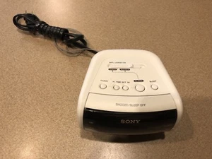 Sony ICF-C112 Clock Radio - Picture 1 of 7