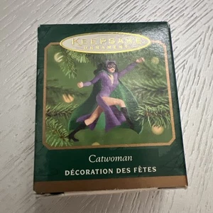 CatWoman`2000`Miniature One Of Batman's Greatest Foes Hallmark Ornament NIB - Picture 1 of 3