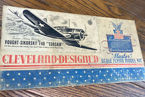 Vought-Sikorsky F40 Corsair /Cleveland Model Co./ Vintage Model Airplane Kit