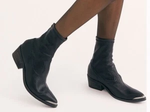 FREE PEOPLE Women’s Grand Teton Rich Black Leather Silver Tip Ankle Boots NEW 11 - Picture 1 of 5