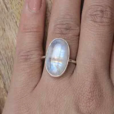 Anillo hecho a mano de plata de ley 925 con piedras preciosas de luna arco iris todos los tamaños Foto 1 de 4