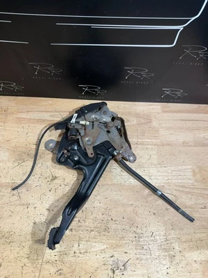 Chevrolet Tahoe Silverado Yukon 2007-2009 pedal de freno de estacionamiento de emergencia fabricante de equipos originales Foto 1 de 4