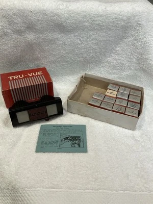 VINTAGE TRU-VUE FILM VIEWER STEREOSCOPE W/BOX & 14 ROLLING FILMS - Image 1 of 4