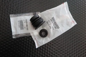 GENUINE OEM HONDA ACURA MANUAL TRANSMISSION SHIFT SELECTOR OIL SEAL & DUST BOOT - Picture 1 of 2