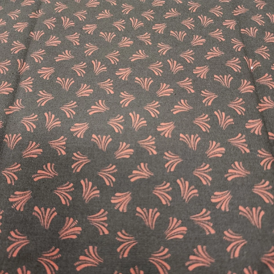 Vintage Stitches Thimbleberries Cotton Fabric  18" x 22" RJR 2005 - Image 1 of 4