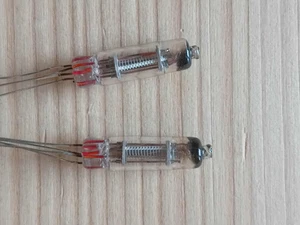 2 X IV-15 (ähnlich DM160 6977 ) Tiny VFD NIXIE RÖHREN 100% GETESTET VINTAGE NEU - Bild 1 von 4