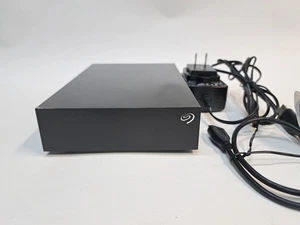 Seagate 8 TB,External,5400 RPM, Hard Drive SRD00F2 - Afbeelding 1 van 14
