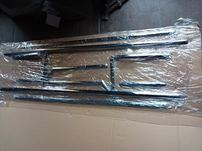 Juego de molduras Wartburg 311 deluxe 1ª serie SW11056 vintage Foto 1 de 4