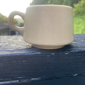 Vintage 1950’s Heavy Tan Diner Coffee Cup Mug Shenango USA Made Newcastle, PA - Picture 1 of 10