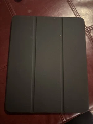 Черный чехол для iPad Pro 13 дюймов M4 Smart - Изображение 1 из 4