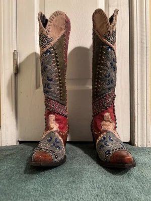 Double D Ranch Western多色铆钉女式靴子 — 第 1/4 张图片