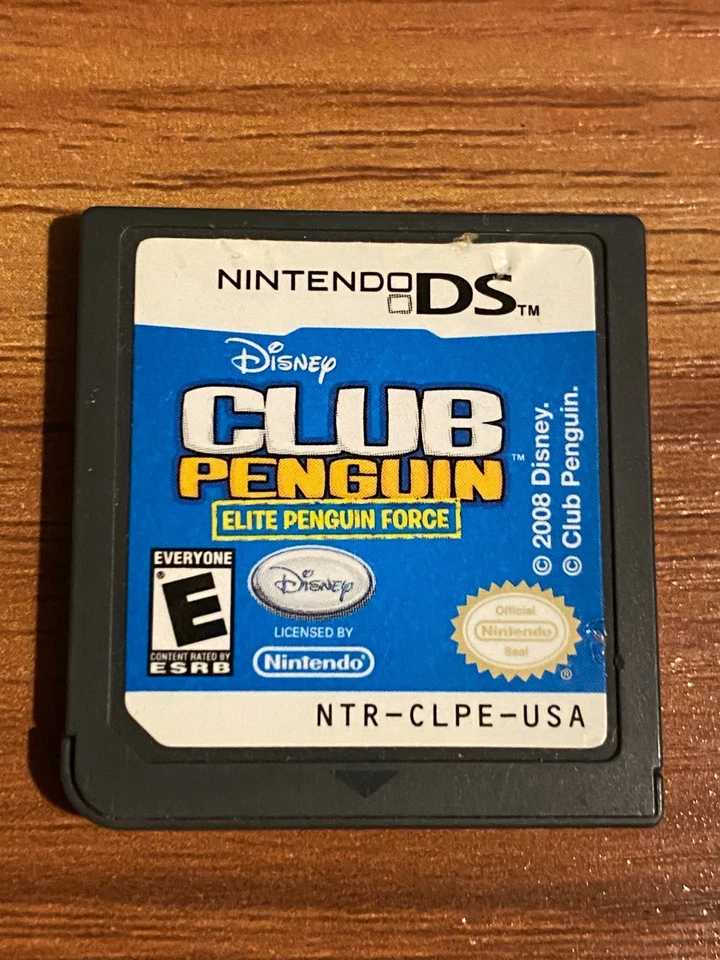 Club Penguin Elite Penguin Force Nintendo DS - Image 1 of 1