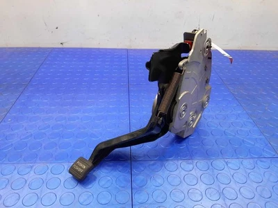 Conjunto de pedal de control de freno de estacionamiento Chevy Cruze 2017-2019 OEM 42706372 Foto 1 de 4