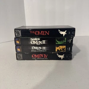 The Omen: The Complete Collection VHS, 2000, 4-Tape Set Vintage Horror wie neu - Bild 1 von 1
