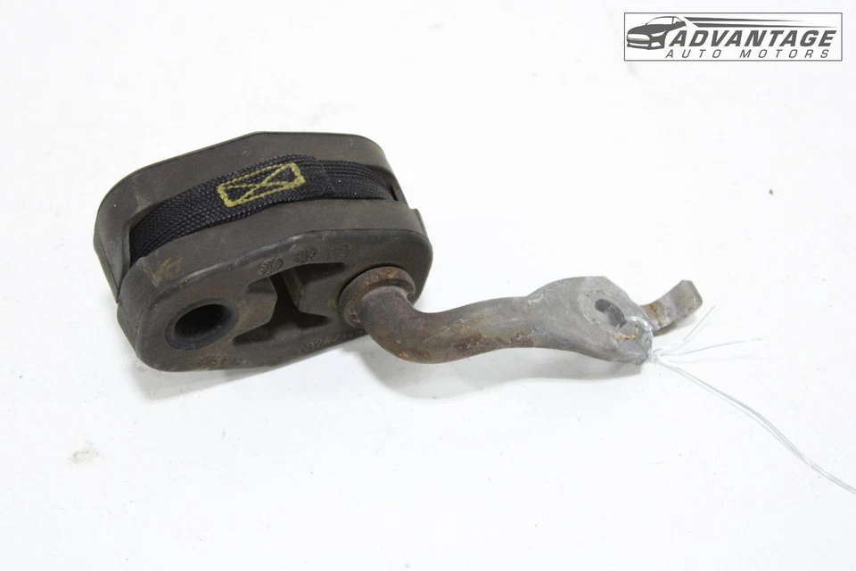 2018-2023 DODGE CHARGER REAR LEFT SIDE EXHAUST PIPE LOWER HANGER & BRACKET OEM - Image 1 of 4