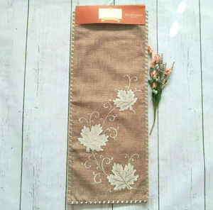 Wellesley Manor Harvest Tischläufer 14x72 Applikation Stickerei gefüttert schön - Bild 1 von 5