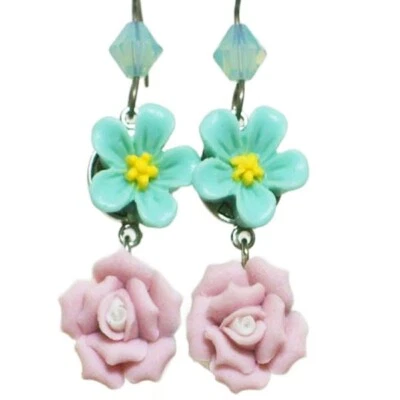 Pendientes Tarina Tarantino Rosa Cabeza Heritage Flor Rosa Aqua Hechos en California Foto 1 de 4