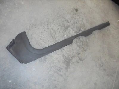 Cubierta del panel interior Saturn SC2 1999 moldura inferior derecha piso lateral del pasajero 2000 Foto 1 de 2