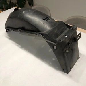 Oryginalny błotnik tylny nadkola Suzuki GS 500 E błotnik przeciwbryzgowy 63111-01D0 - Zdjęcie 1 z 20