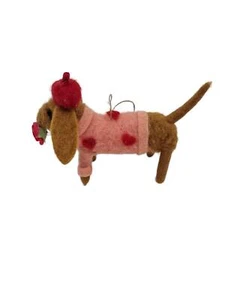 Lindo colgante de fieltro PERRO con rosa + jersey rosa. Decoración con encanto para tu hogar - Imagen 1 de 4