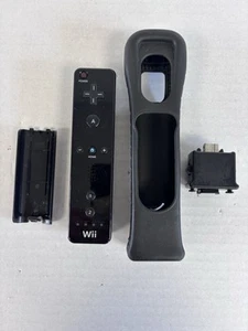 Offizieller schwarzer Nintendo Wii Controller mit Motion Plus und Silikongriff - Bild 1 von 2