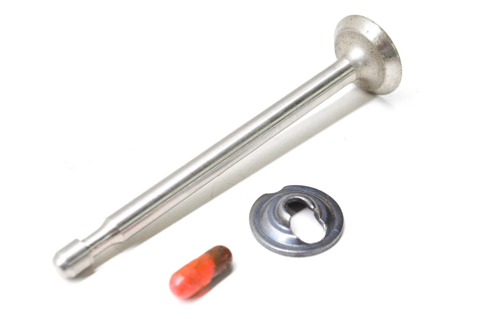 OEM Briggs & Stratton 296676 Exhaust Valve NOS