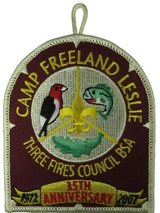 Three Fires IL Camp Freeland Leslie 1972-2007 35th Anniversary Camp Patch WHT Bd - Bild 1 von 2