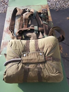 Korean War Era US Military Seatpack 24' Parachute MFG Pioneer - 1954 - Picture 1 of 6