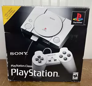 PlayStation Classic Mini 2018 Edition Videospielkonsole mit 20 vorinstallierten Spielen - Bild 1 von 13