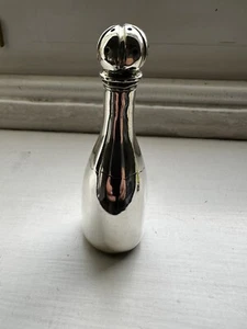 BOTTIGLIA DI CHAMPAGNE ARGENTO MASSICCIO VASO PER PEPE - Foto 1 di 5