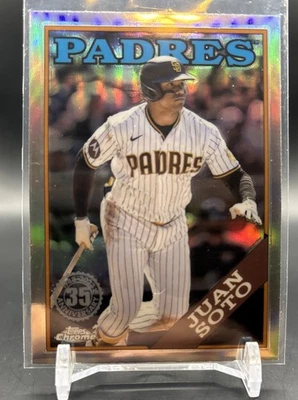 2023 Topps Chrome Update Series JUAN SOTO 35th Anniversary Refractor 88CU-3 - Image 1 of 2