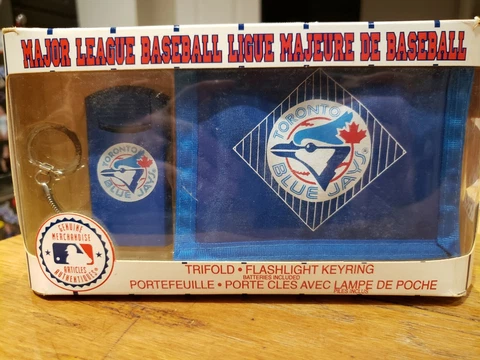 Vintage Toronto Blue Jays Tri-fold Wallet.and flashlight kit - never used Cover