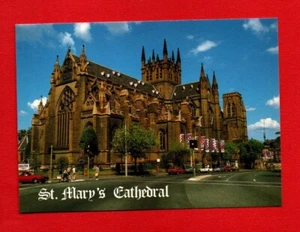 1970s ST MARY'S CATHEDRAL Sydney NSW AU postcard church architecture cars flags - Imagen 1 de 2