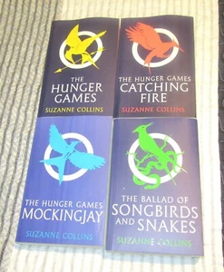 Hunger Games Boxed Set 4 Paperbacks - Picture 1 of 10