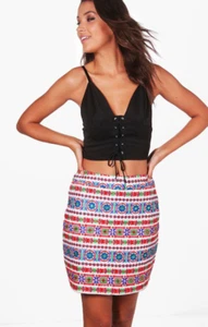 Boohoo Tall Boutique Evie Embroidered Skirt Size UK 14 SALEb OO 32 - Picture 1 of 5