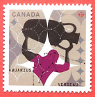 Timbre Canada #2459i « Zodiac Aquarius le porteur d'eau » MIE COUPÉ de QP MNH 2013
