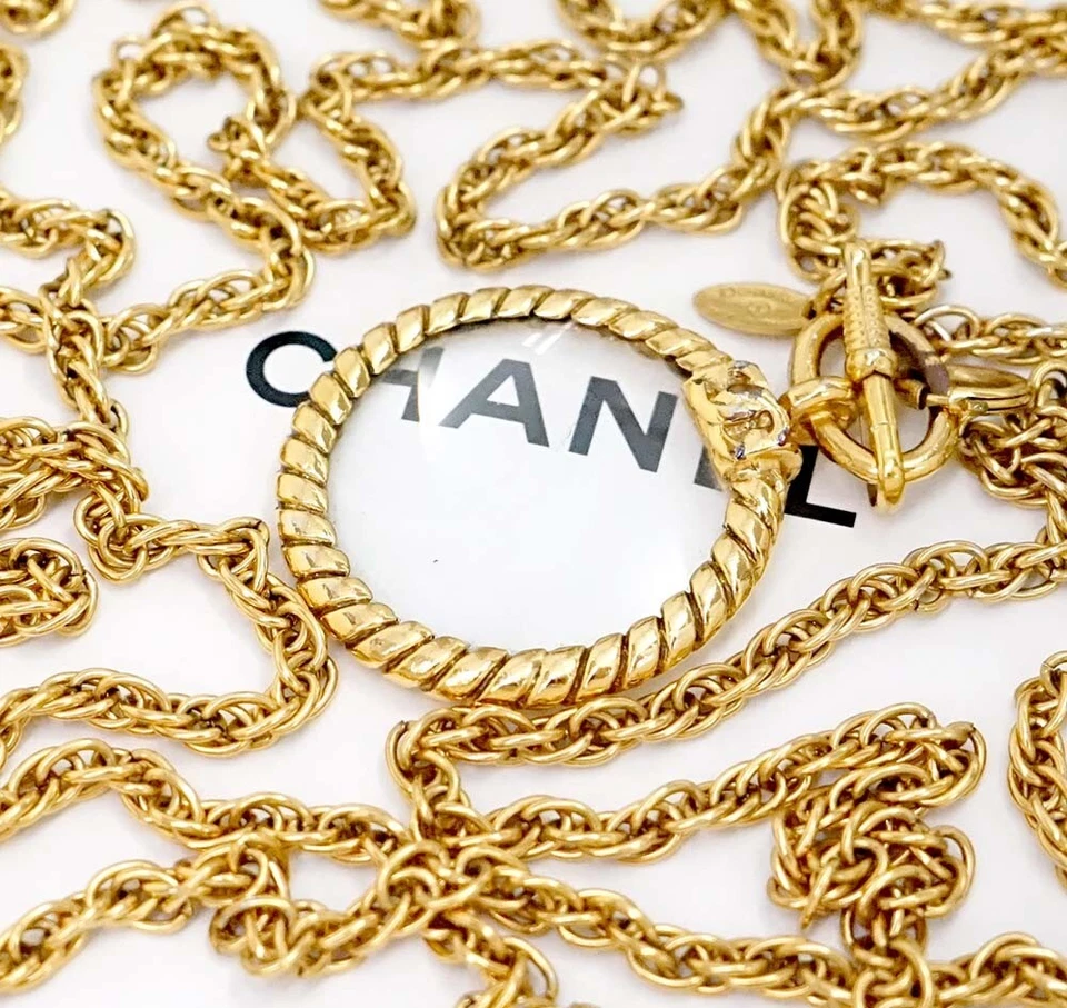 Auténtico collar de cadena doble lupa de cristal con logotipo CC de Chanel 37" tono dorado con caja Foto 1 de 4