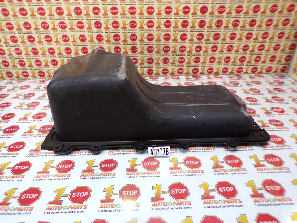 1997-1998 FORD F-150 ENGINE OIL PAN F65Z-6675-HA OEM - Image 1 of 4