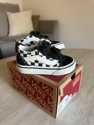 Zapatos para niños pequeños VANS negros/blancos a cuadros, parte superior baja, talla 4,5 Foto 1 de 4
