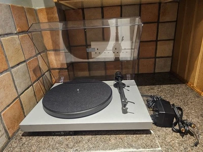 Pro-Ject Debut III Phono SB Turntable - Image 1 of 4