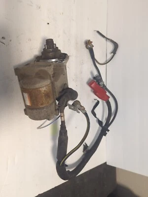 2000-04 SUBARU OUTBACK LEGACY A/T OEM ENGINE STARTER MOTOR 23300AA41A 2.5l - Image 1 of 4