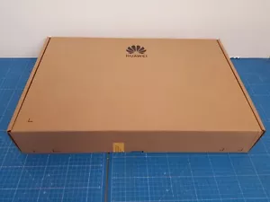 HUAWEI S5735-L24P4S-A1 (24*10/100/1000BASE-T ports) 98011321 - Bild 1 von 4