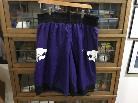 RARE Kansas State Wildcats 2015-16 TEAM ISSUE Basketball Shorts SZ 38 (M) -Cool Cover