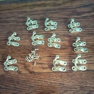 New Lot Of 10  Latches, Clasps.  Gold Metal Tiny 1"× 1-1/2". Screws Included. - Picture 1 of 7