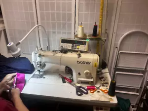 Brother S-7200C-303 Industrial Sewing Machine Automatic Thread Trimmer - Picture 1 of 2