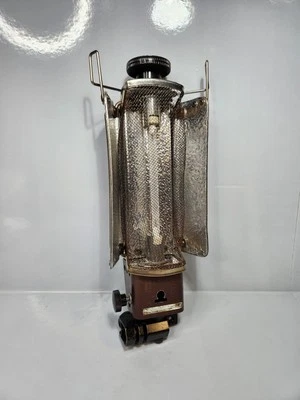 Lowel Tota Light Tungsten Flood Photography Studio Light With Screen FP5 - Image 1 of 4