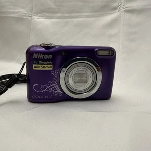 Nikon Coolpix A10 Digitalkamera, Tasche, lila. Sehr guter Zustand. - Bild 1 von 8