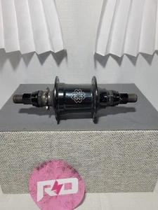 MOSH Pro BMX Rear Hub 8 Tooth Blackout Driver Right Hand Drive Solid 14mm Axle - Picture 1 of 10