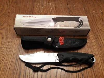 FROST CUTLERY 8.5" FULL TANG BOWIE KNIFE W/SHEATH FC-09. SATIN SS BLADE. ABS HDL - Image 1 of 4