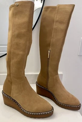 Bota Cecelia New York Gerber cintura alta, camurça, plataforma cunha cravejada, tamanho 6.5 - Imagem 1 de 4